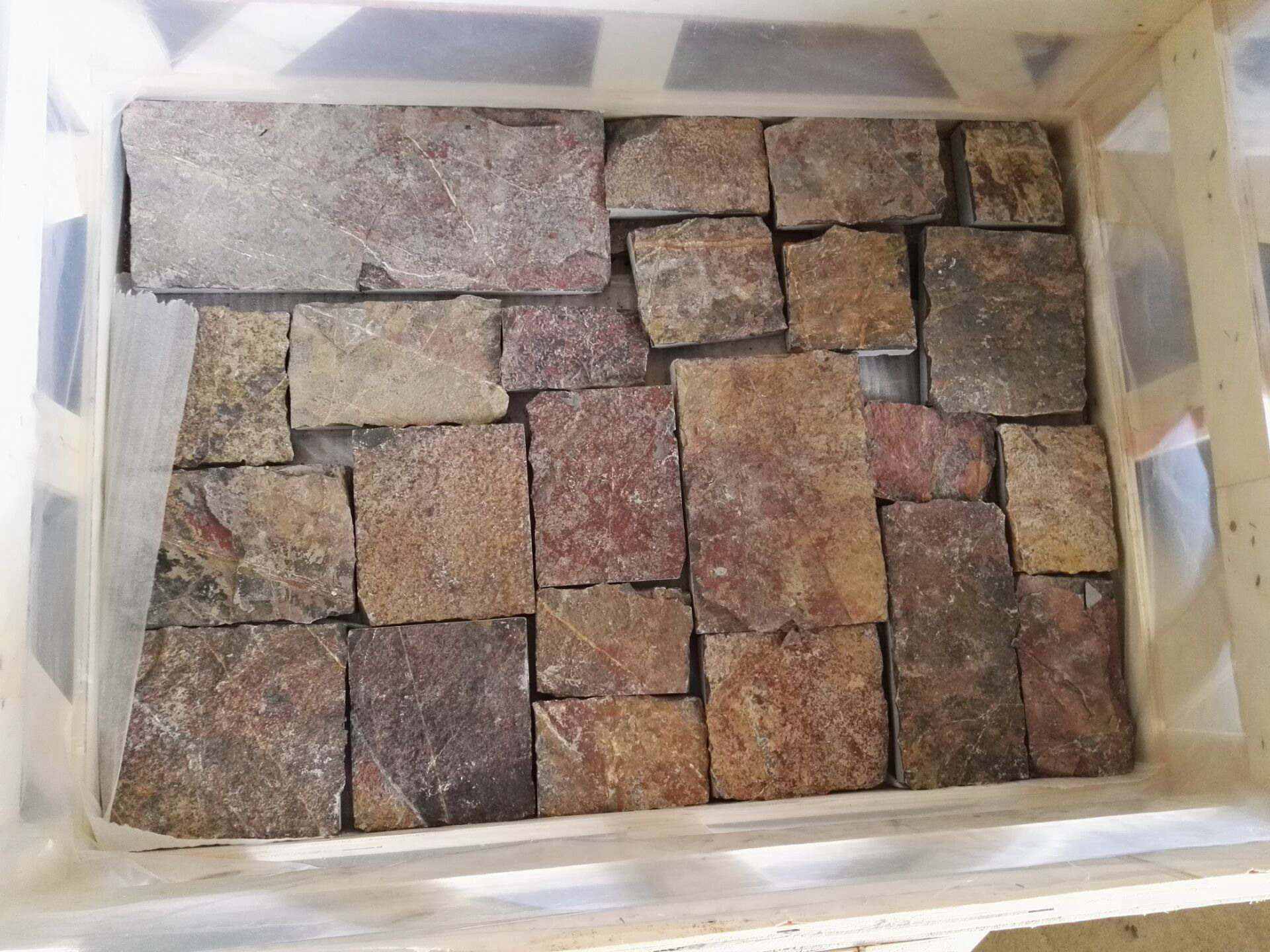 Pearly Purple Limestone Stone Veneer